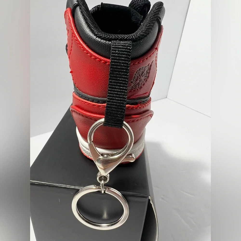 3D Mini Sneaker Keychain‎ Black Red Chicago Style with novelty box